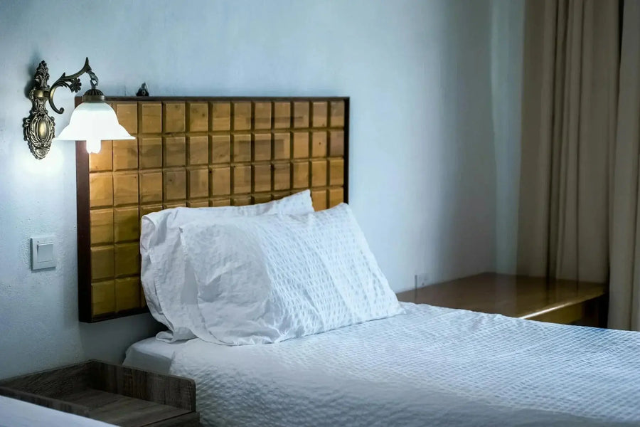 Built-In Bedside Lights Ireland: Wall-Mounted Bedroom Lighting Ideas